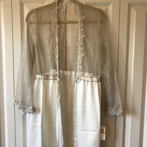 Flora Nikrooz Cream Robe with Silver Sleeve Detail